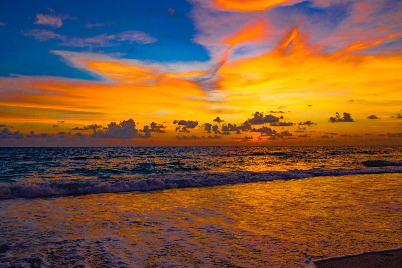 Bradenton Beach Club Bliss-3 Bedroom-2 Bathroom Condo-2 Pools-Hottub-Private Beach Access ภายนอก รูปภาพ